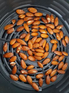 Una foto de Almendras tostadas en freidora de aire