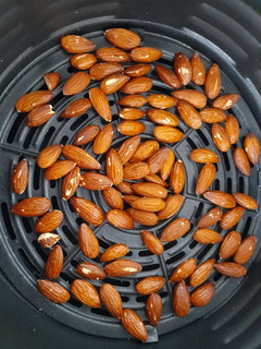 Una foto de Almendras tostadas en freidora de aire