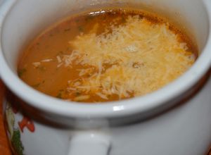 Una foto de Consomè de tomate