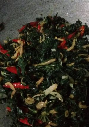 Foto resep Tumis Daun Singkong