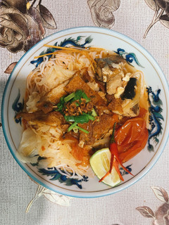A picture of Quick and Easy Canned Fish Noodle Soup.