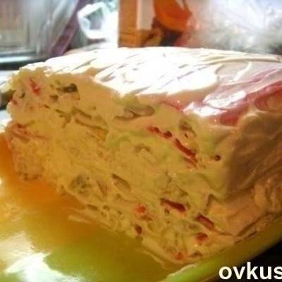 Соленый торт с крабовыми палочками