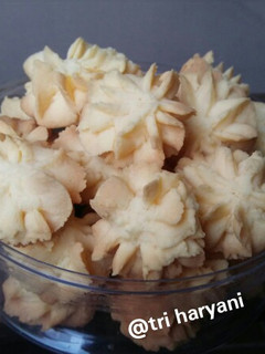 Foto resep Semprit Susu Tiga Bahan