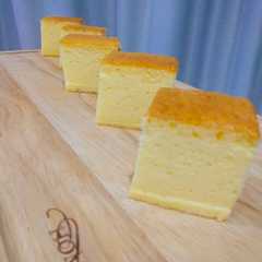 A picture of Japanese Cotton Cheese Cake.