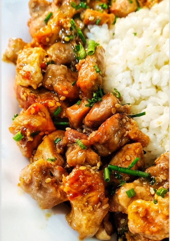 Una foto de Theriyaki de cerdo