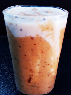 சப்போட்டா பேரிச்சம் பழம் ஸ்மூத்தி/sapotta dates smoothie செய்முறை முக்கிய புகைப்படம்