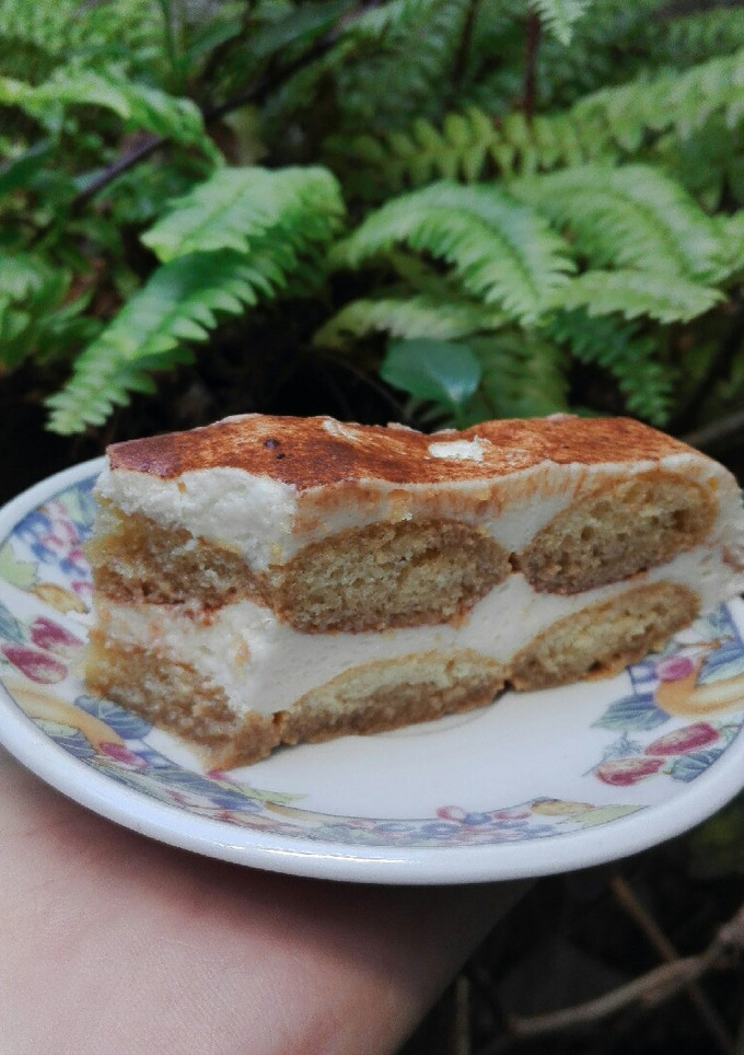 Una foto de Tiramisú económico súper fácil sin yemas!