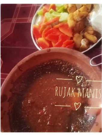 Cara Mudah Membikin Resep Rujak Manis yang Bisa Manjain Lidah Anti Ribet, Menggugah Selera