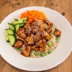 A picture of Sticky Korean-style Chicken Rice Bowls.