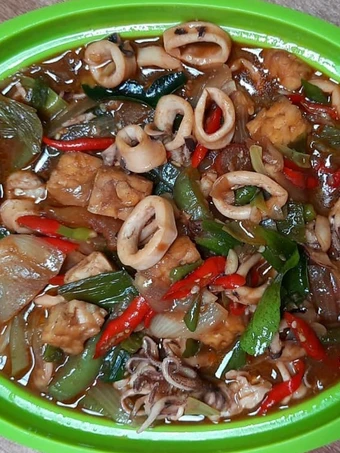 Langkah Gampang Membikin Resep Oseng Cumi saos Tiram yang Bisa Manjain Lidah Anti Ribet, Menggugah Selera