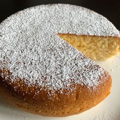 Rice Cooker Coconut Cake A picture of Rice Cooker Coconut Cake.