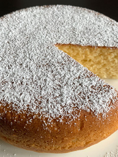 A picture of Rice Cooker Coconut Cake.