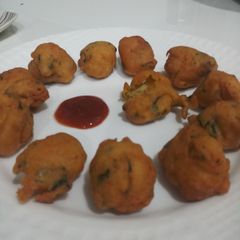 A picture of Mushroom pakode.