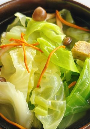 Hình của món Canh cải bắp nấu nấm hạ thảo.