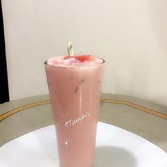 A picture of Watermelon smoothie.