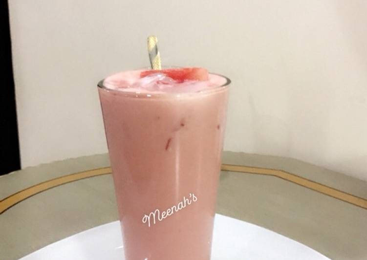 Recipe of Quick Watermelon smoothie