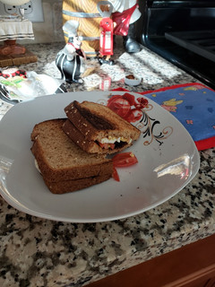 A picture of Toast with egg 🥚 😋.