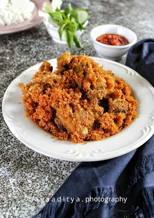 Foto resep Ayam Goreng Serundeng Kelapa