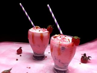 Strawberry Faluda