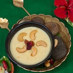 Makhana Rabdi/ Kesari Makhana Rabdi For Navratri Festival 🌼✨ A picture of Makhana Rabdi/ Kesari Makhana Rabdi For Navratri Festival 🌼✨.