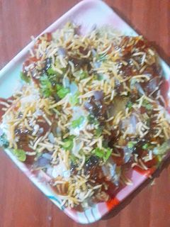 सेव पूरी (Sev puri recipe in Hindi) रेसिपी मुख्य फोटो