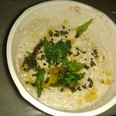 A picture of Coconut peanut chutney.