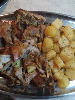 Φωτογραφία της συνταγής Αρνάκι με πατάτες στο φούρνο Αντώνης