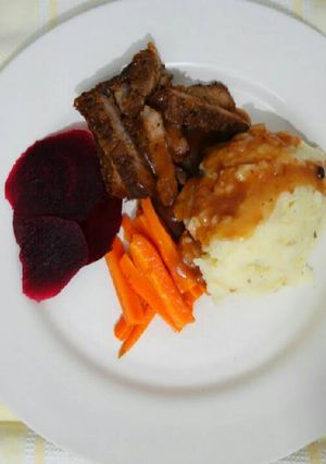 A picture of Garlic and herbs mashed potatoes.
