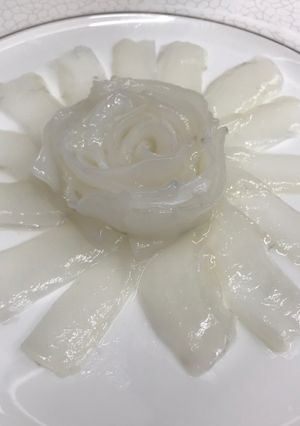澎湖野生花枝生魚片(處理花枝) 的食譜成品照片