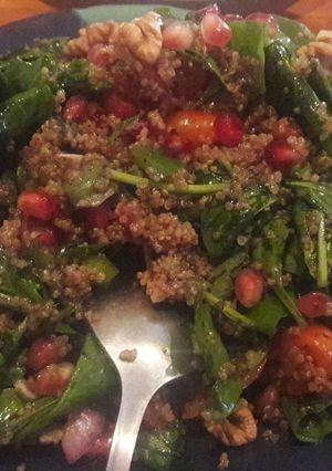 عکسی از دستور کینوا سالاد(quinoa)