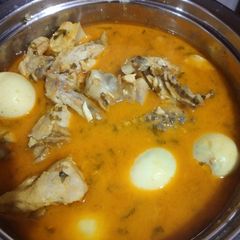 A picture of Kuku wa kupaka (chicken in coconut milk) #endofyearchallenge#.