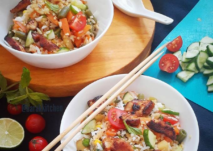 Healthy Rice Bowl with Stir Fried Chicken