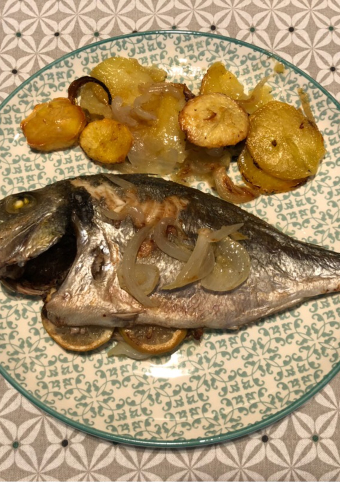 Una foto de Dorada al horno