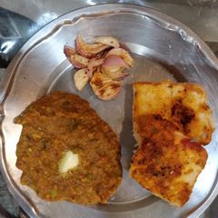 A picture of Pav  Bhaji.