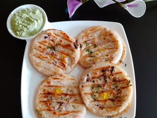 Red Rice Uttapam