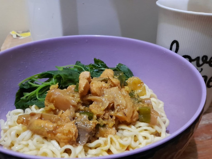 Resep Mie Ayam Jamur Tiram dan bayam Bunda Pasti Bisa