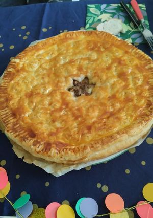 Une photo de Tourte à la viande et aux champignons 🍄🍀