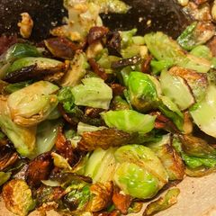 A picture of Bacon Brussels sprouts.