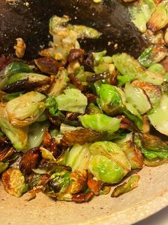 A picture of Bacon Brussels sprouts.
