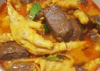How to Recipe Tasty Chicken Feet and Fermented Bamboo Shoot Red Curry