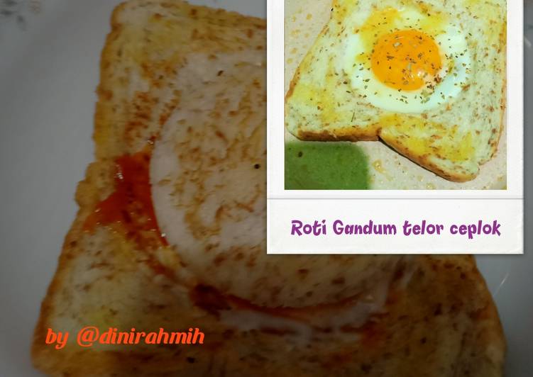 Roti Gandum Telor Ceplok (menu sarapan)