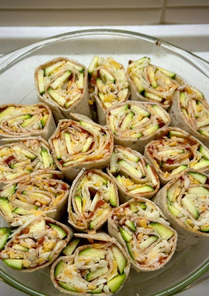Роли з цукіні та сиром🤤