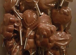 Una foto de Bombones de chocolate con crispis