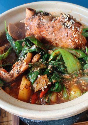 รูปของ ซุปกระดูกหมูมันฝรั่งเกาหลี (คัม จา ทัง) Gamja-tang(감자탕)🥔🍖style by barbie👩🏼‍🍳