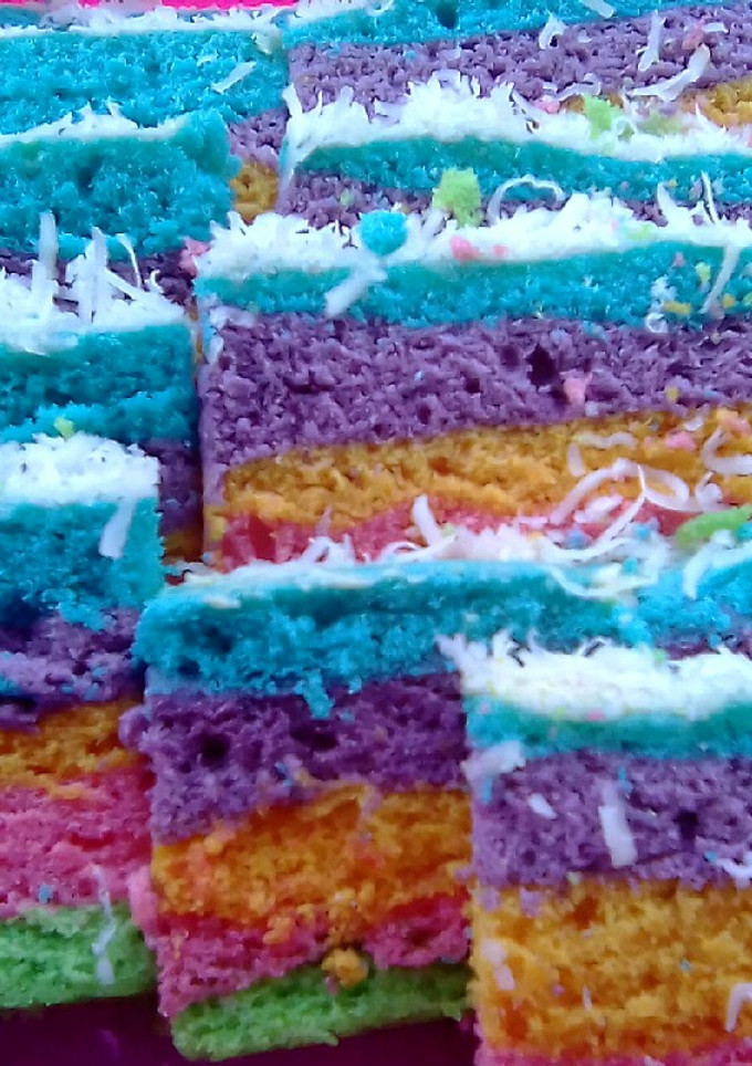 Foto resep Bolu kukus pelangi