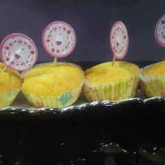A picture of Vanilla cupcake.
