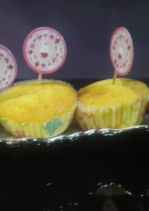 A picture of Vanilla cupcake.