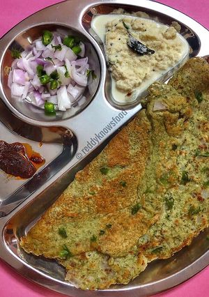 A picture of Healthy Onion Pesarattu.