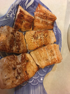 A picture of Lemon Garlic Peppered Salmon.