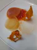 Gelificaciones como postre con piel de mango y miel